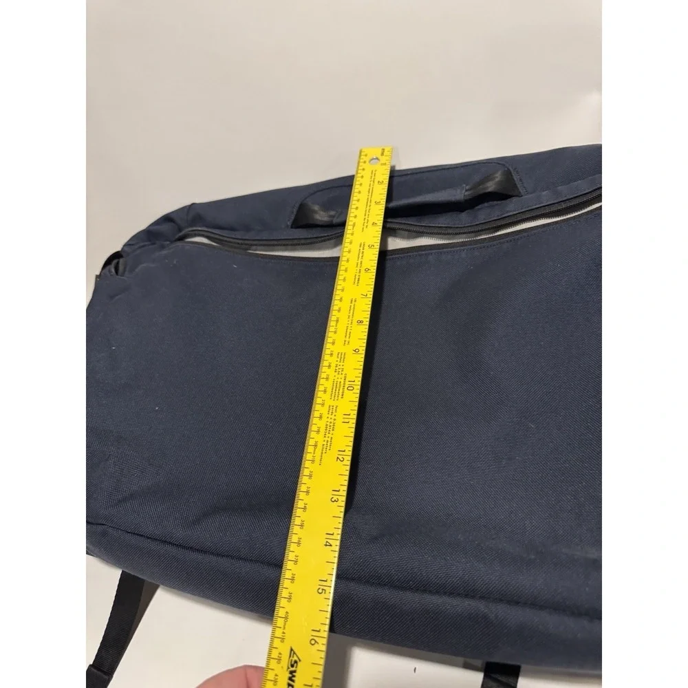 Patagonia Half Mass Messenger/Computer Bag Navy Blue